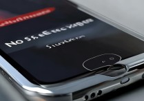 苹果有锁机插卡显示无服务，怎么解决？