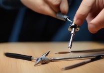 oppo耳孔修复教程，自己动手能修好吗？需要哪些工具？