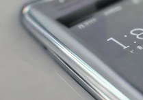 三星C8手机时间为什么是竖着的，三星C8竖屏时间怎么调整