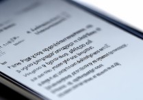 三星s74g如何开启或调整显示设置？