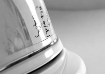 oppo小台灯怎么用