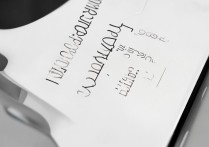 苹果手机怎么设置电量百分比显示？