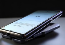 三星c9pro新机怎么充电