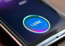 华为C8813手机按哪个键才能开机？