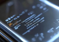 真我Q3s屏幕材质是什么？性能表现如何？