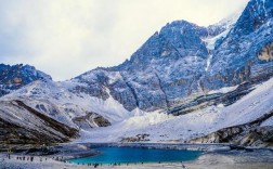 亚丁风景区海拔