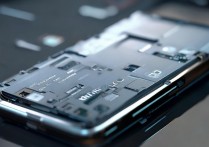 vivoy51电板怎么抠？vivo手机电池拆卸教程