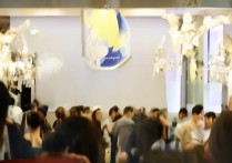 三星手机显示屏特暗怎么调亮？30字疑问长尾标题，三星手机显示屏特暗怎么调亮？