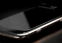 苹果手机偶尔黑屏一下是什么原因导致的？