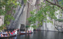 绍兴东湖风景区仙桃洞