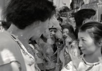 苹果7怎么把英文提示改成中文？