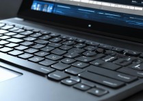 华为键盘突然变小怎么恢复原来大小？