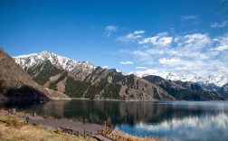 天山天池风景区旅游