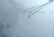 三星手机时间怎么只能显示一半，怎么调整显示设置