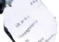 vivo iQOO手机怎么退出王者荣耀账号？