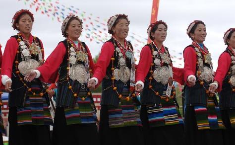 日喀则哪里有藏族服装-图2