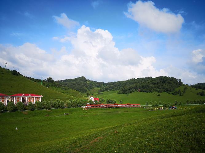 陕西关山草原旅游风景区-图3