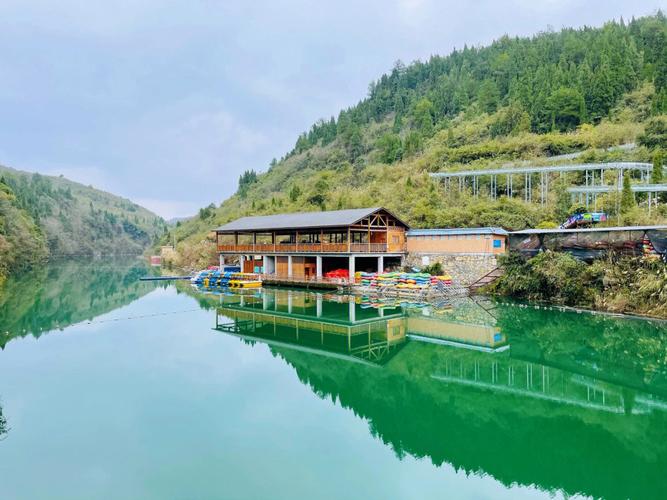 遵义水泊渡风景区-图1