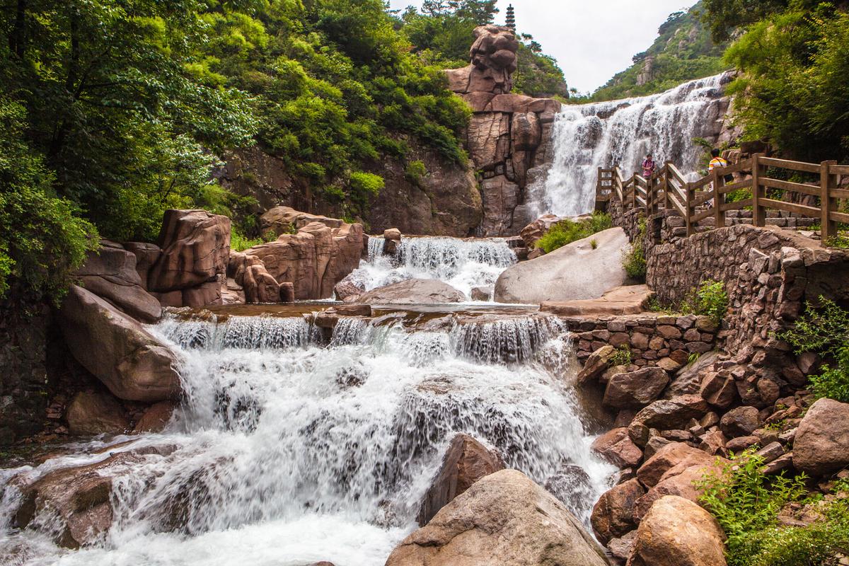 崂山风景区瀑布-图1