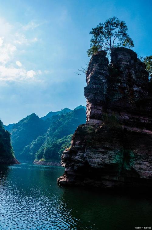 长阳青江画廊风景区-图2