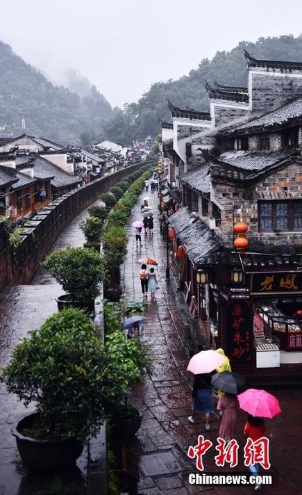 湖南凤凰古城风景区-图1