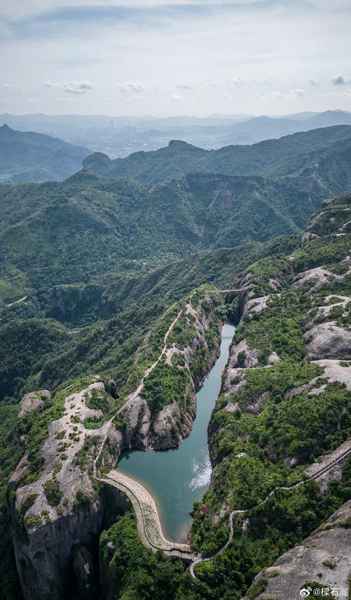 斗方山风景区-图1