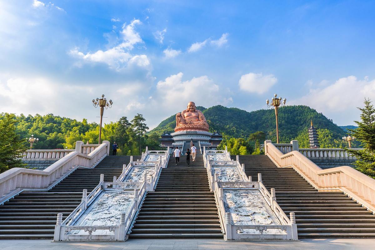 广州西樵山风景区-图2