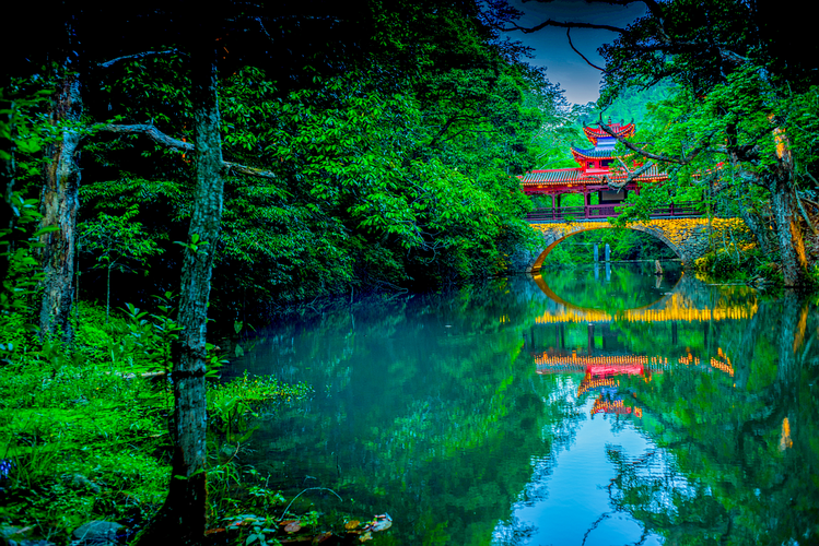 龙栖山自然风景区-图2