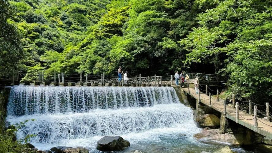 双龙潭风景区-图1