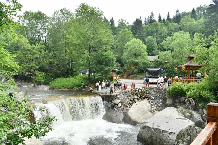 玉壶山风景区-图1