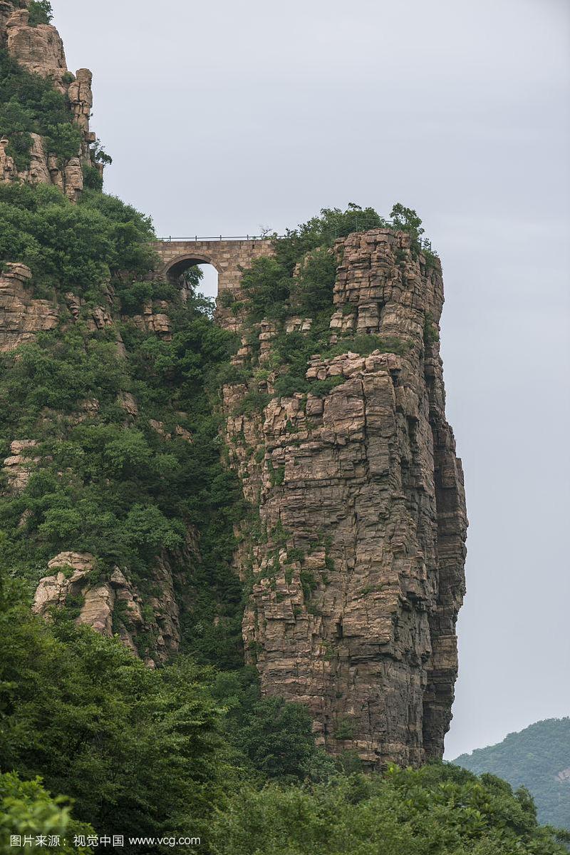 赞皇棋盘山风景区-图2