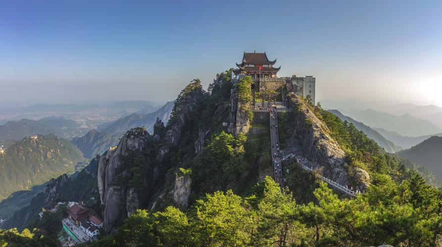 天梁山风景区-图1