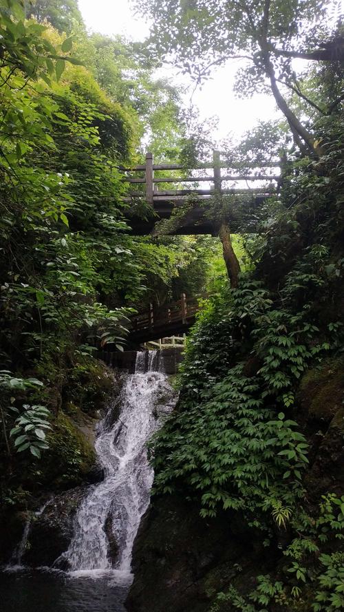 神瀑沟风景区-图3