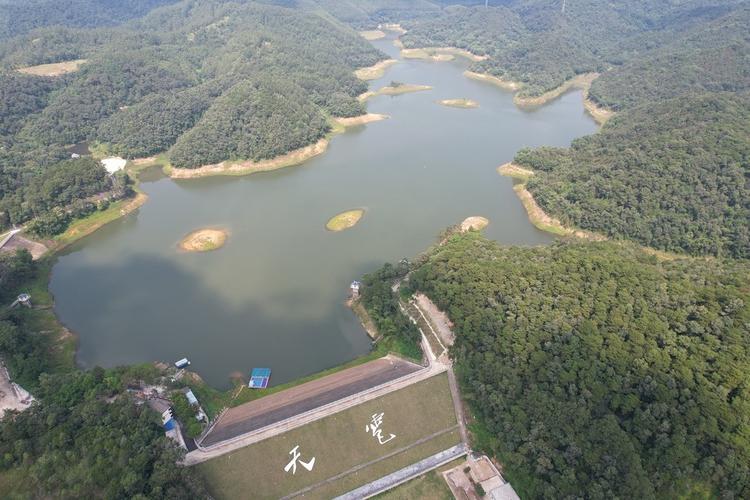 天雹水库水利风景区-图1