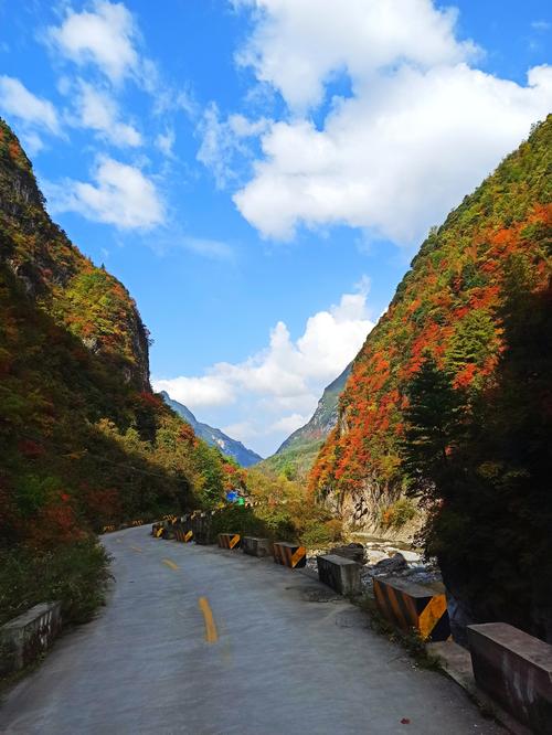 云屏三峡自然风景区-图1