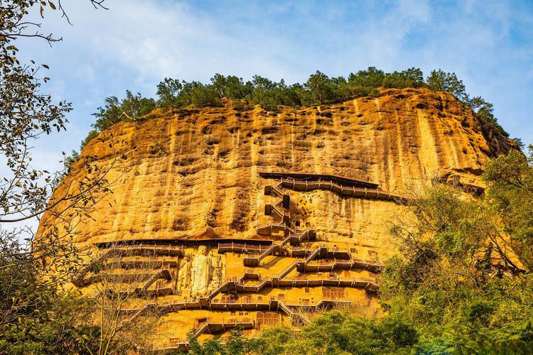 麦积山风景区-图1