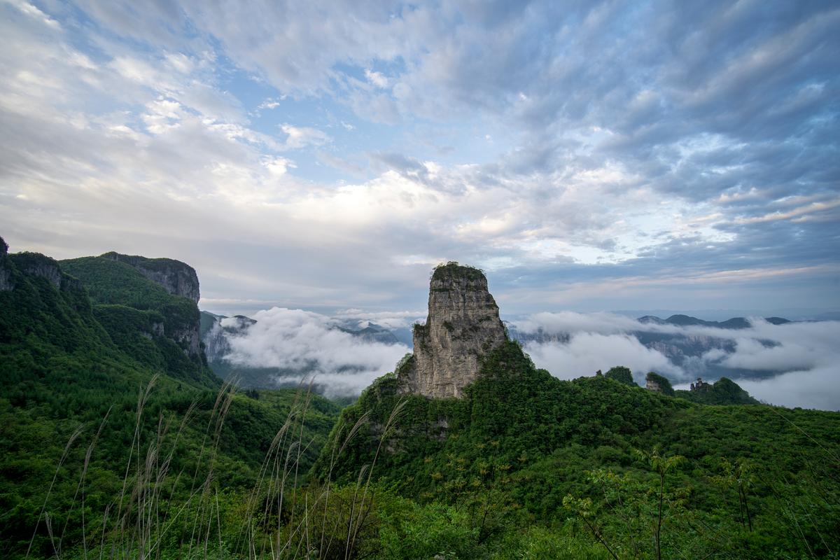 五朵山风景区-图1