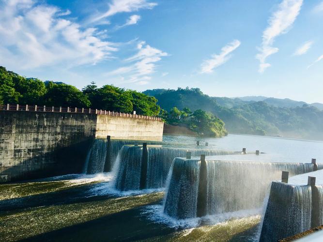 鲤鱼潭风景区-图1