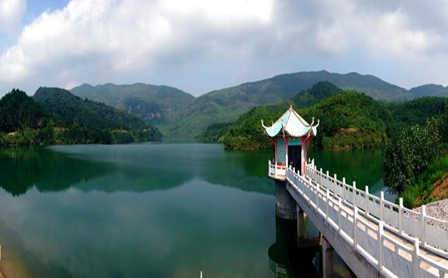 咸宁鸣水泉风景区-图1