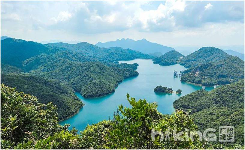 三角山风景区-图1