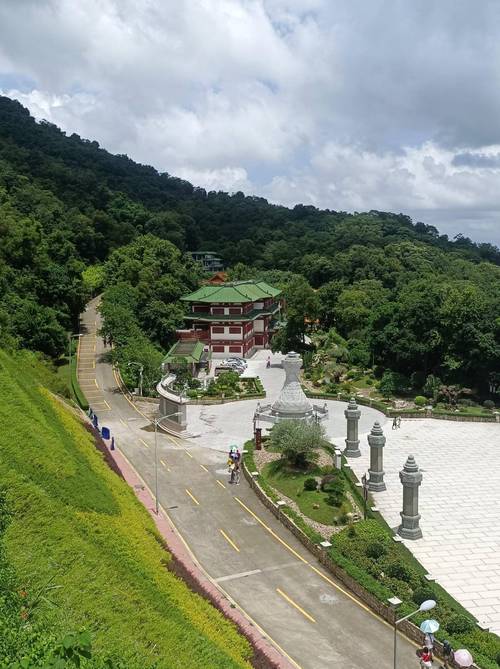 圭峰山风景区-图1