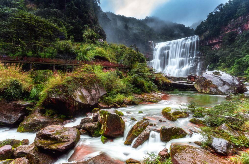 重庆至贵阳沿途风景区-图1