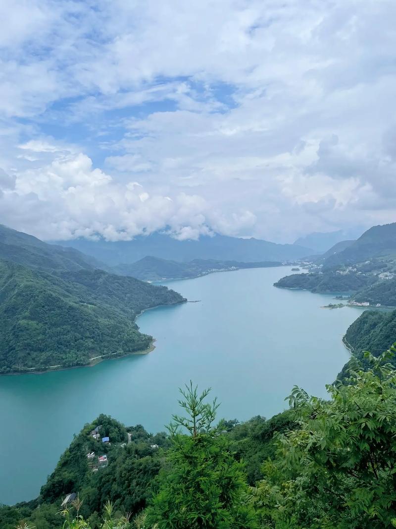 马湖附近的风景区-图1