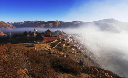 色达风景区-图1