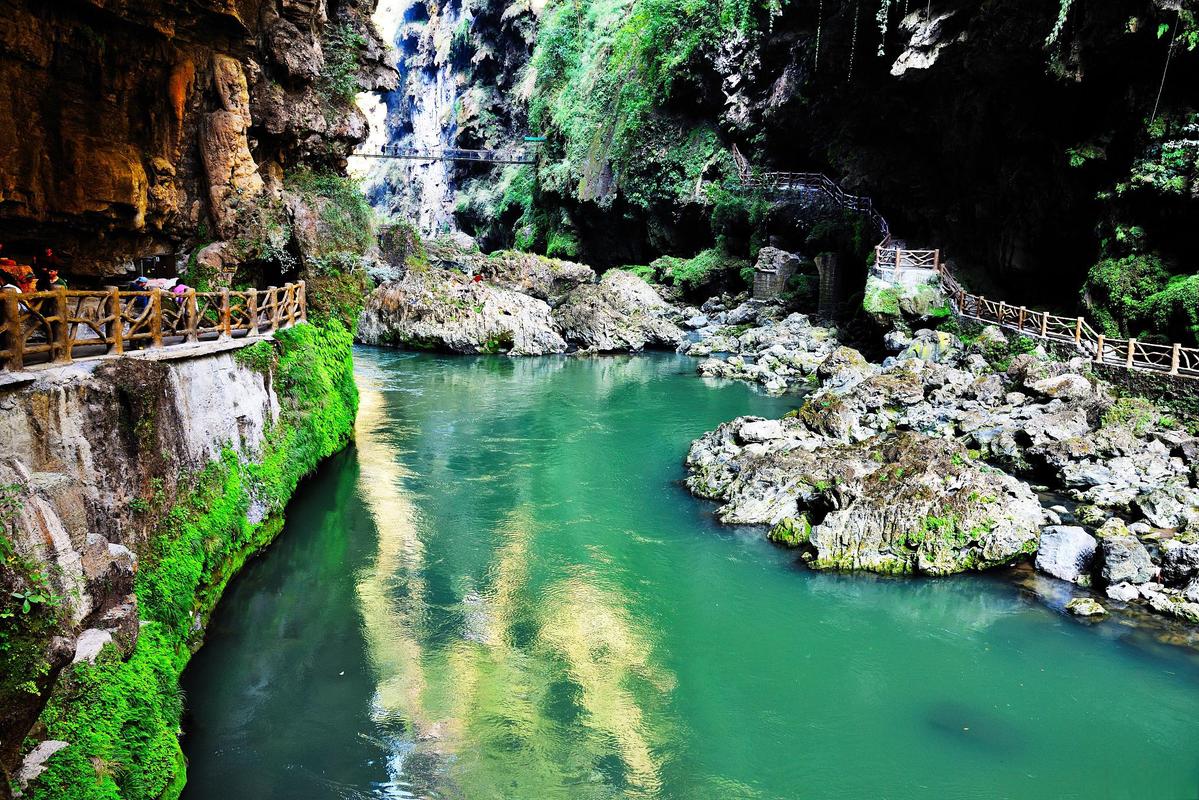 贵阳天河潭风景区-图1