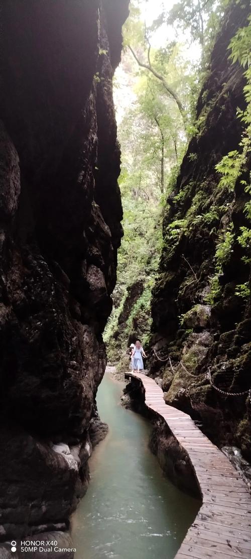 坐龙峡风景区事故-图3