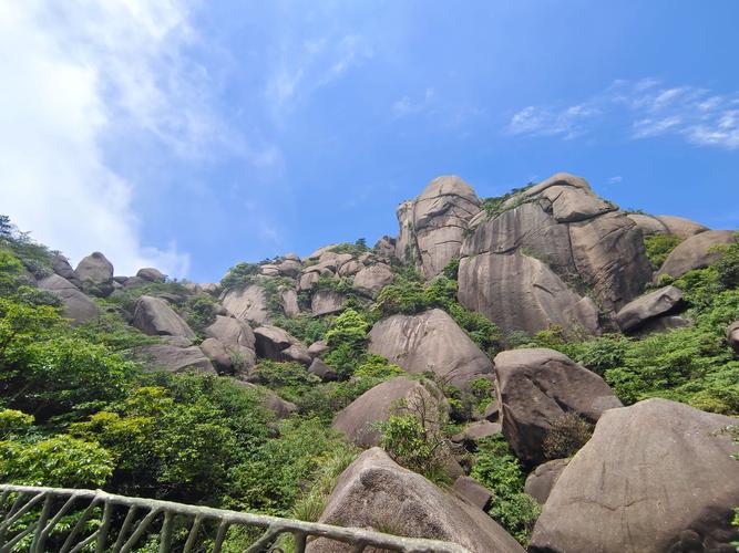 广西灵山有什么风景区-图2