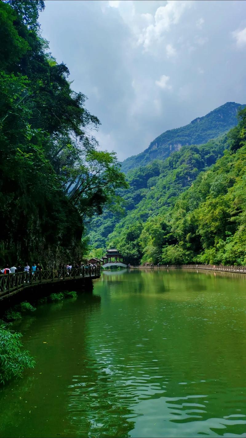 三峡大瀑布风景区-图2