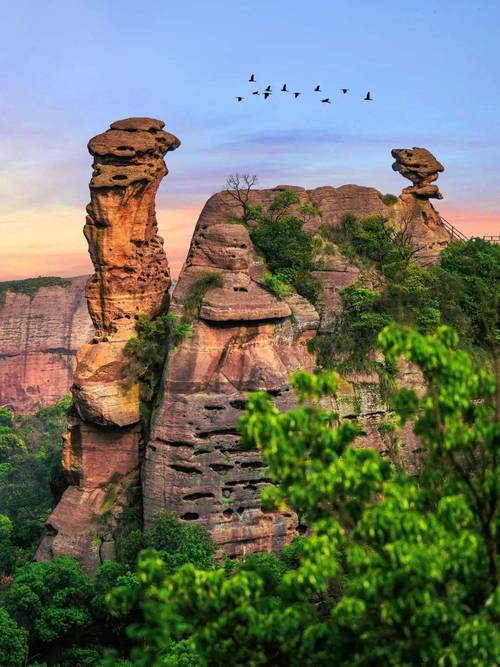 江西弋阳龟峰风景区-图2