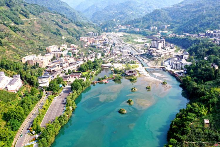 汶川三江风景区-图1